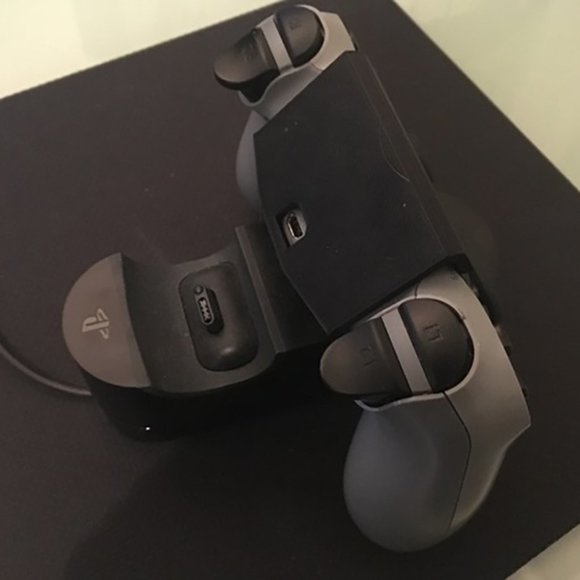 Sony PlayStation 4 PS4 DualShock 4 Controller Light Stop Blocker Attachment - Picture 1 of 3